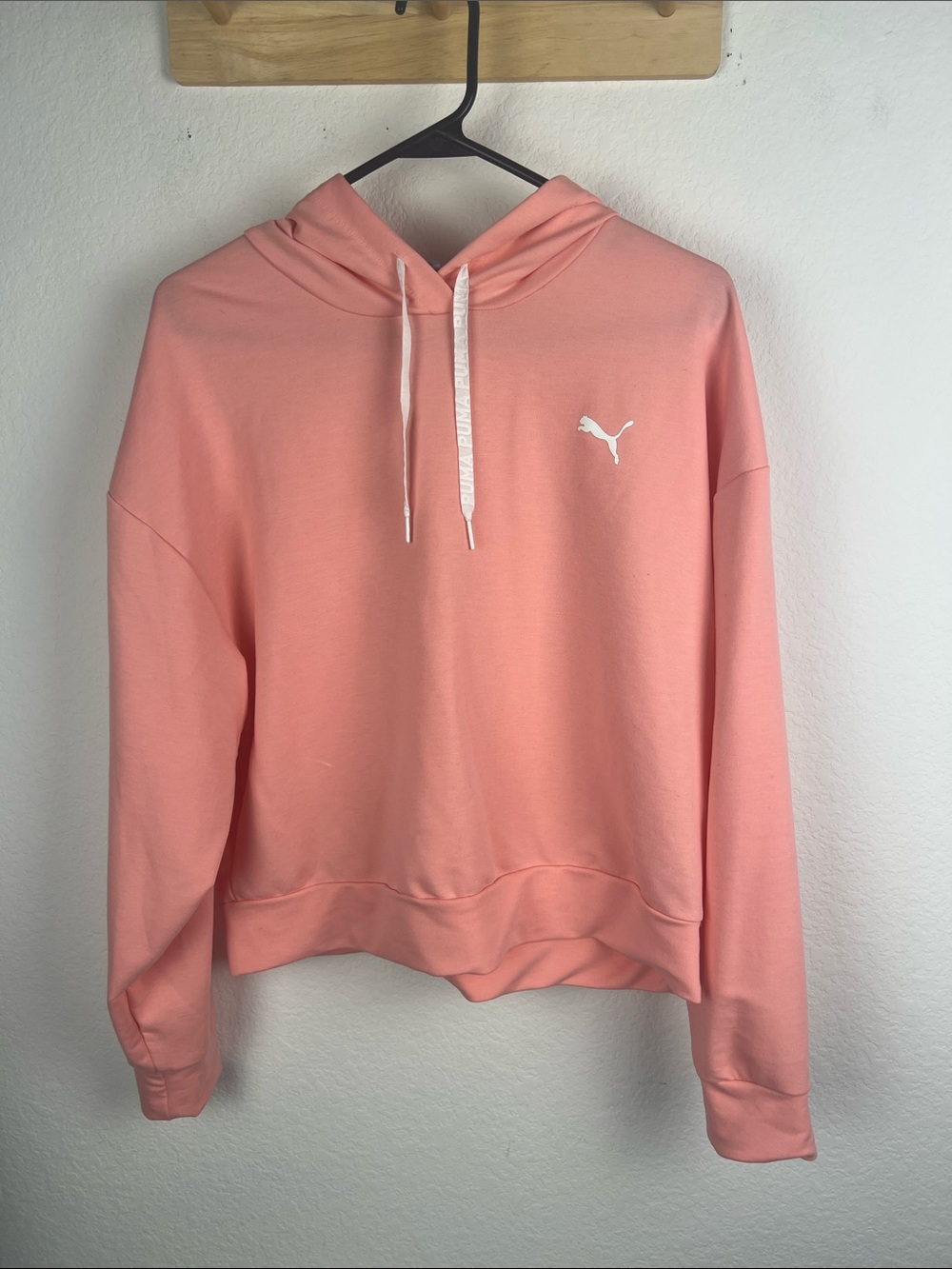 Puma Coral Pink Scoop-Neck Pullover Hoodie cropped size Medium